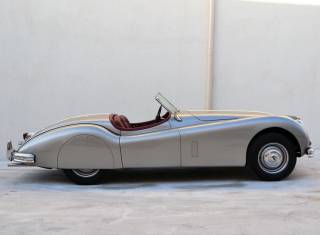 1954 JAGUAR XK140 Roadster 1954 JAGUAR XK140 Roadster