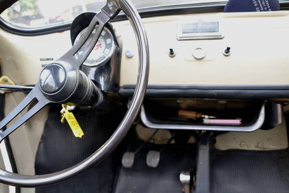 1975 FIAT 500 Bianchina Giardiniera 1975 FIAT 500 Bianchina Giardiniera