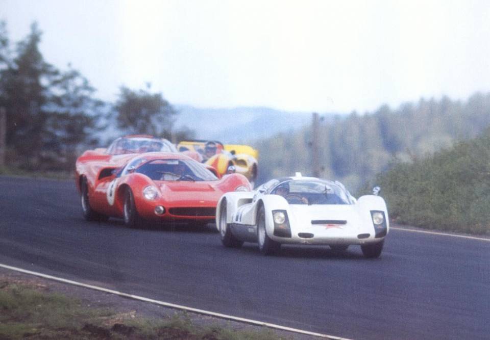1967 LOLA T70 MKIII GT Coupe 1967 LOLA T70 MKIII GT Coupe