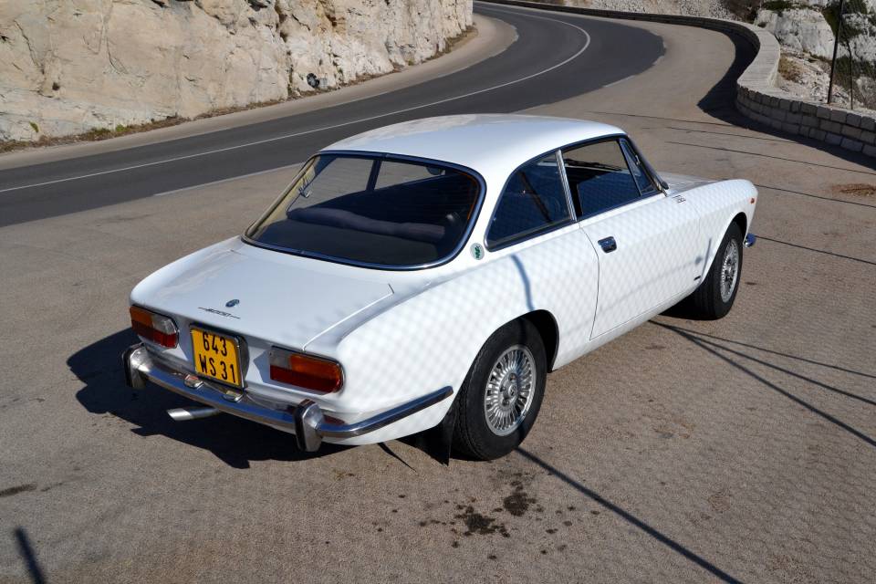 1975 ALFA ROMEO 2000 GTV GR.1 1975 ALFA ROMEO 2000 GTV GR.1