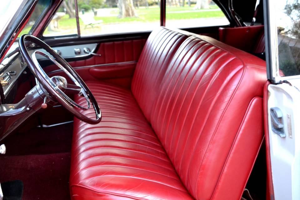 1951 CADILLAC Series 62 Convertible 1951 CADILLAC Series 62 Convertible