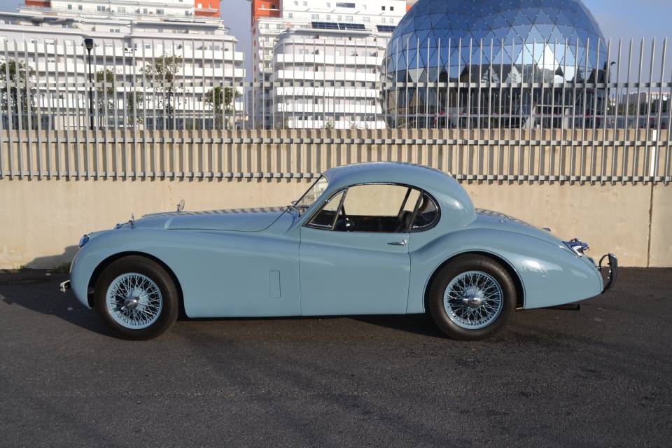 1953 JAGUAR XK 120 FHC 1953 JAGUAR XK 120 FHC