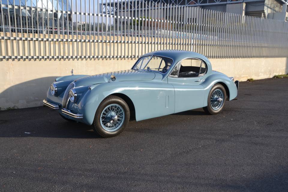 1953 JAGUAR XK 120 FHC 1953 JAGUAR XK 120 FHC