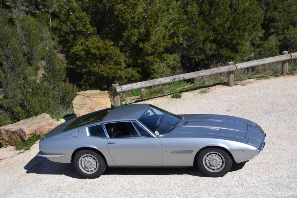 1971 MASERATI Ghibli 4.9L SS Coupe 1971 MASERATI Ghibli 4.9L SS Coupe