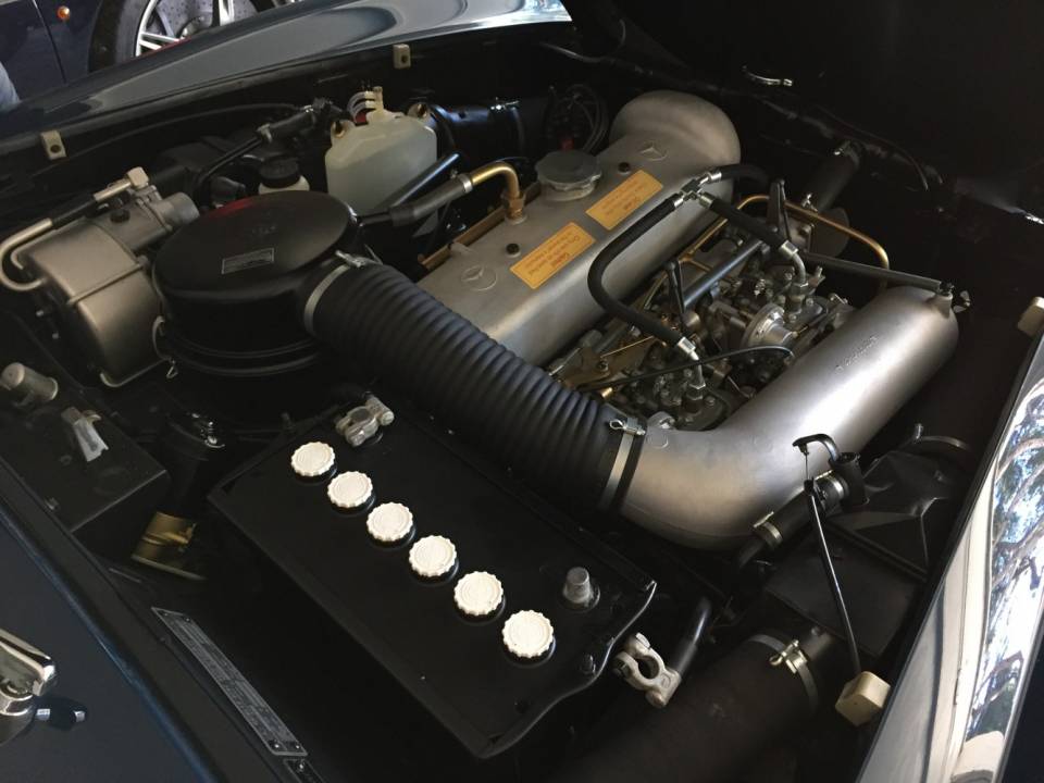 1959 MERCEDES 190SL 1959 MERCEDES 190SL