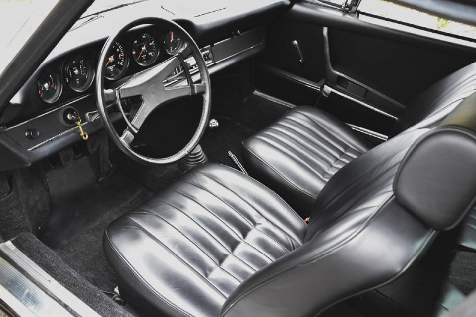 1973 PORSCHE 911 S 2.4 Targa 1973 PORSCHE 911 S 2.4 Targa