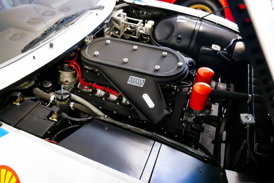 1972 FERRARI 365 GTB/4 Daytona Competizione N.A.R.T Spyder 1972 FERRARI 365 GTB/4 Daytona Competizione N.A.R.T Spyder