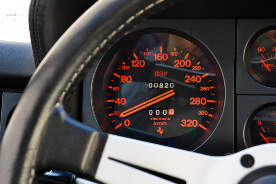 1981 FERRARI 512 BB 1981 FERRARI 512 BB