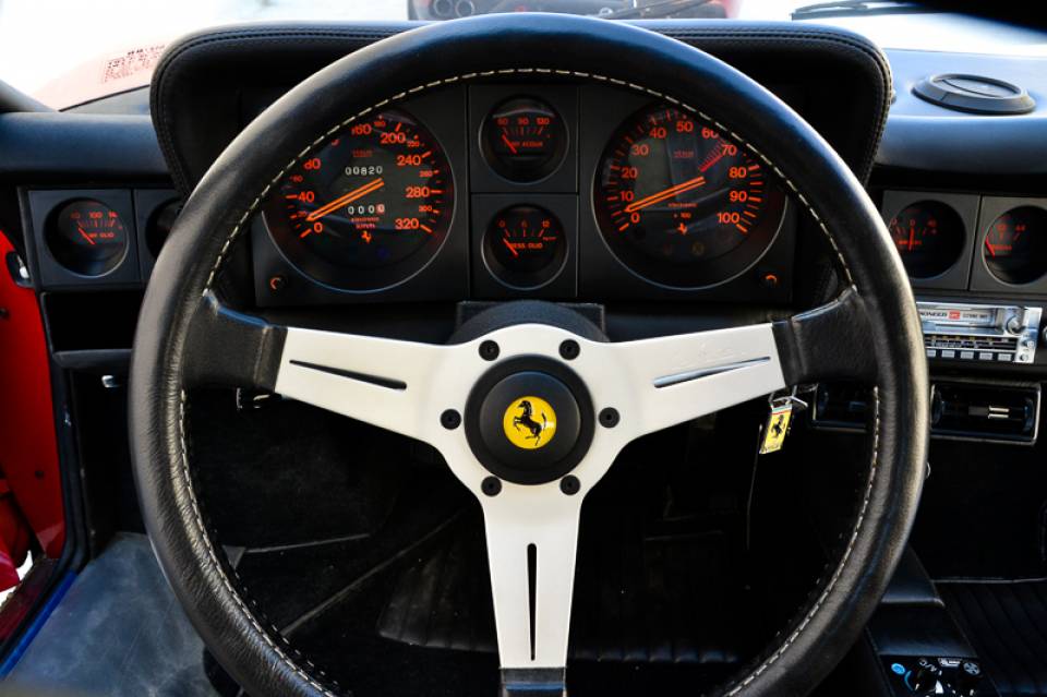 1981 FERRARI 512 BB 1981 FERRARI 512 BB