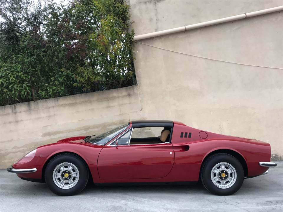 1973 FERRARI Dino 246 GTS 1973 FERRARI Dino 246 GTS