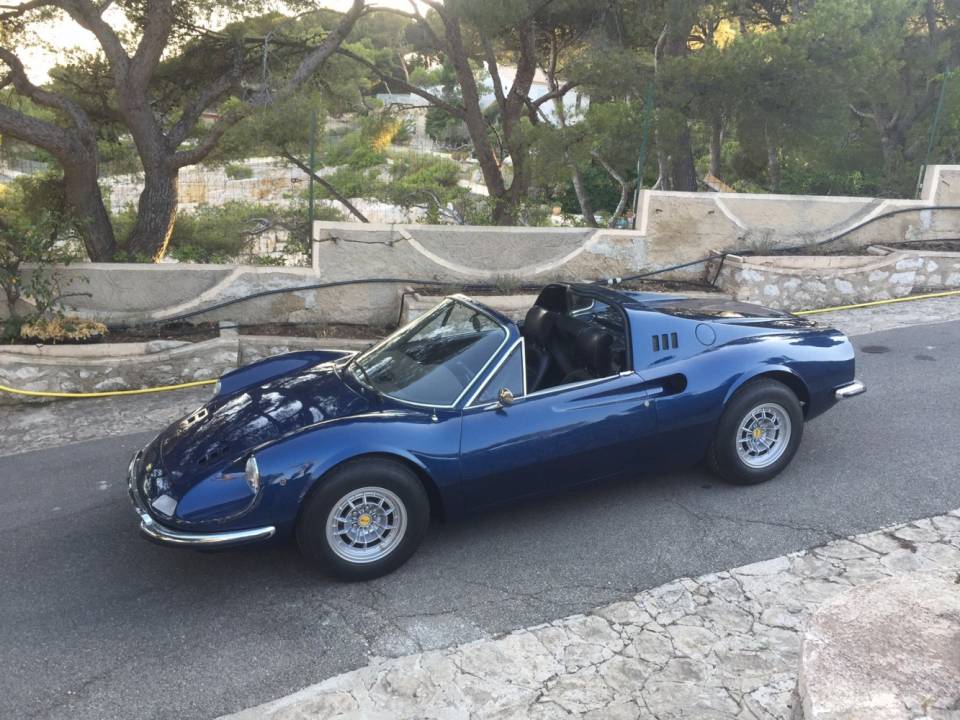 1974 FERRARI 246 GTS 1974 FERRARI 246 GTS