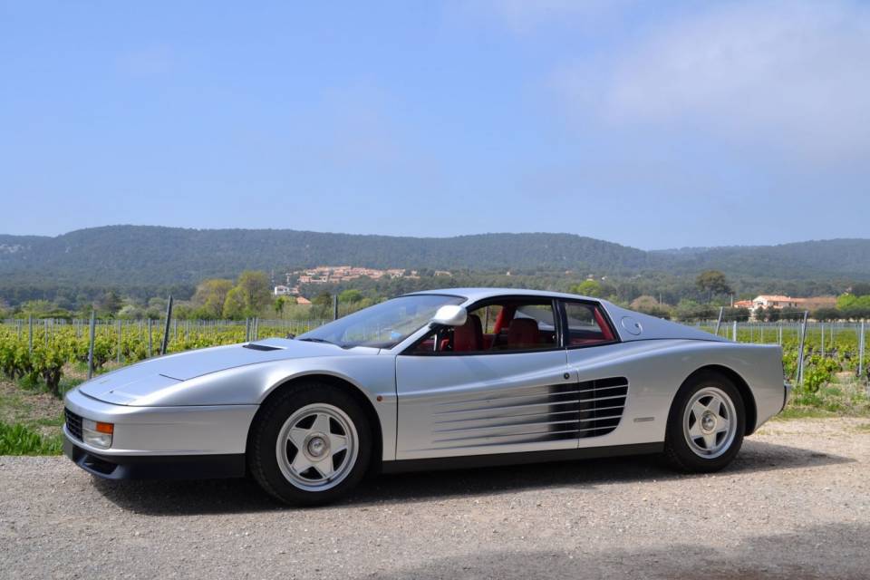 1986 FERRARI Testarossa 1986 FERRARI Testarossa