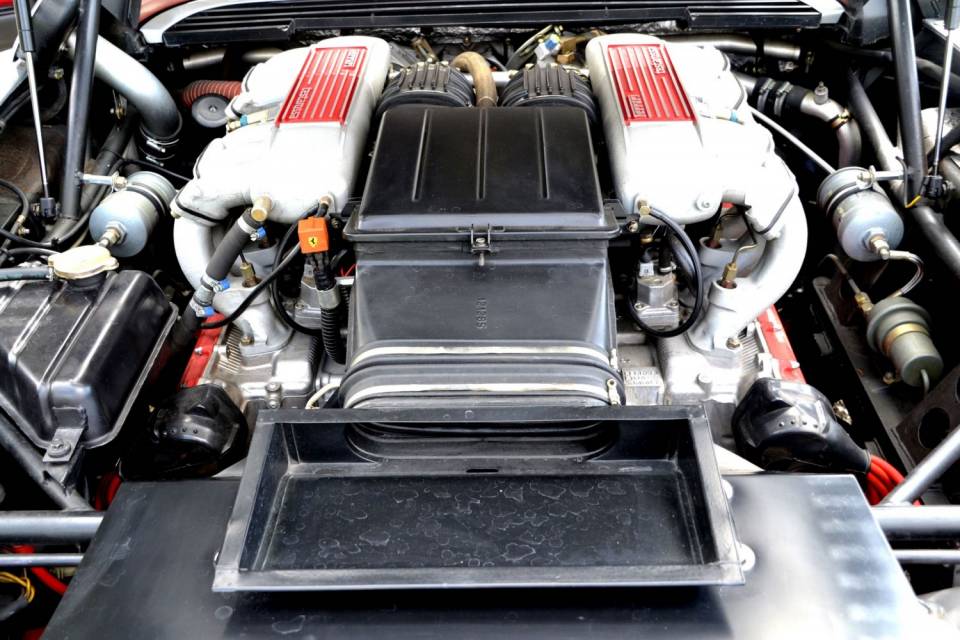 1986 FERRARI Testarossa 1986 FERRARI Testarossa