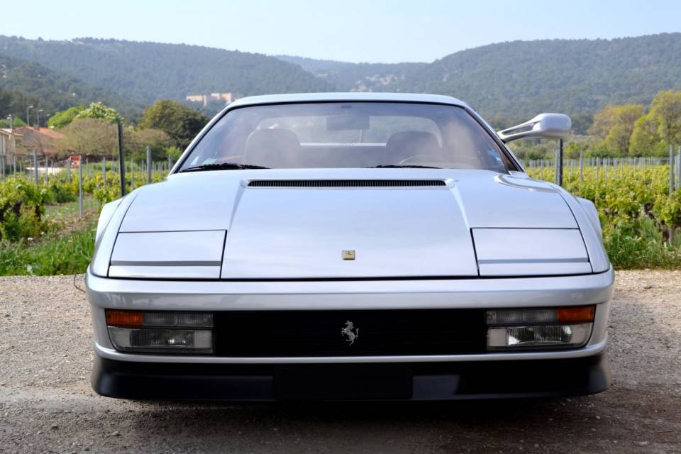 1986 FERRARI Testarossa 1986 FERRARI Testarossa