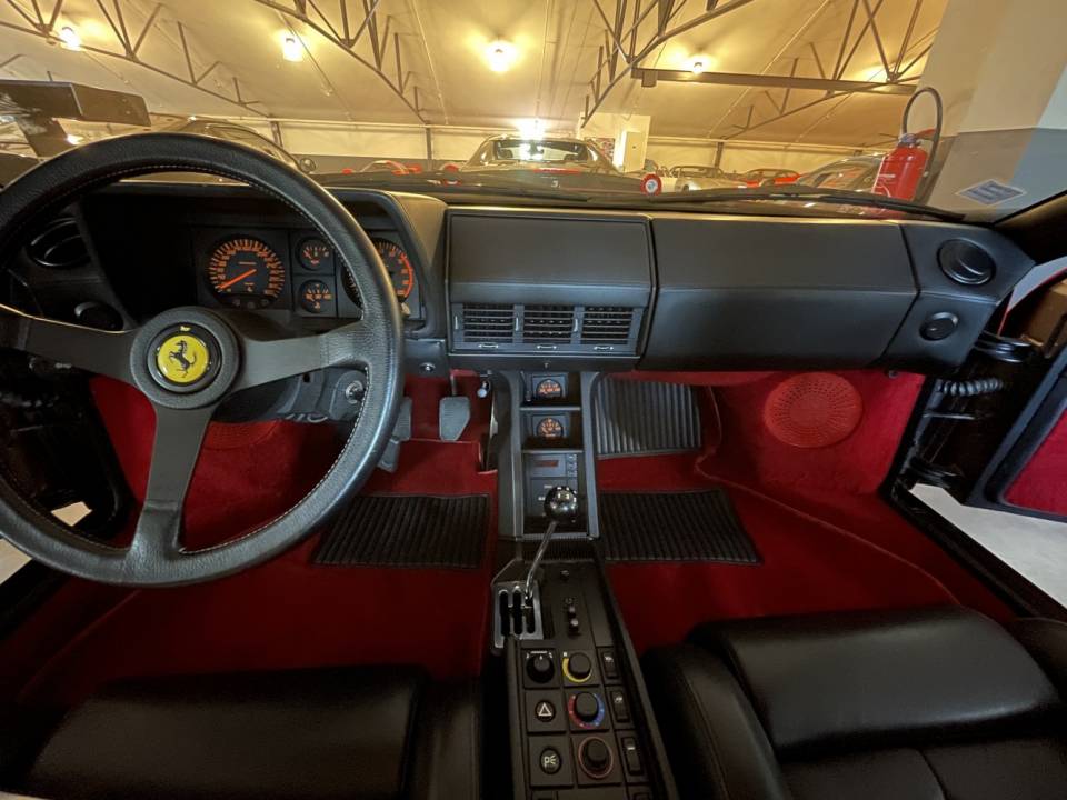 1990 FERRARI Testarossa 1990 FERRARI Testarossa