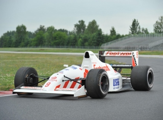 1990 ARROWS-FOOTWORK FA11B F1 Racing Single-Seater 1990 ARROWS-FOOTWORK FA11B F1 Racing Single-Seater