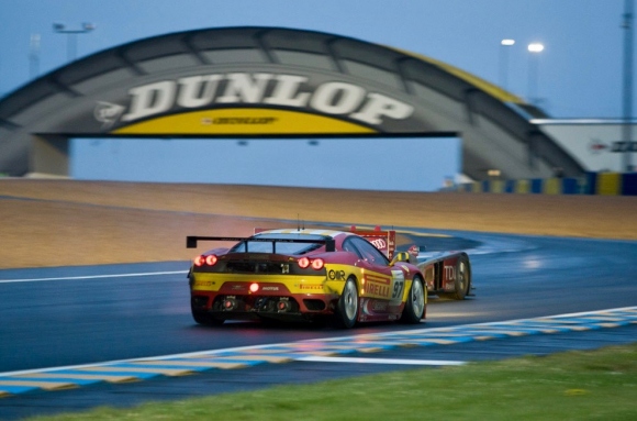ル マン 2008 GT2チャンピオン フェラーリ430GT サイン入りBBR 2008 FERRARI F430 GT2