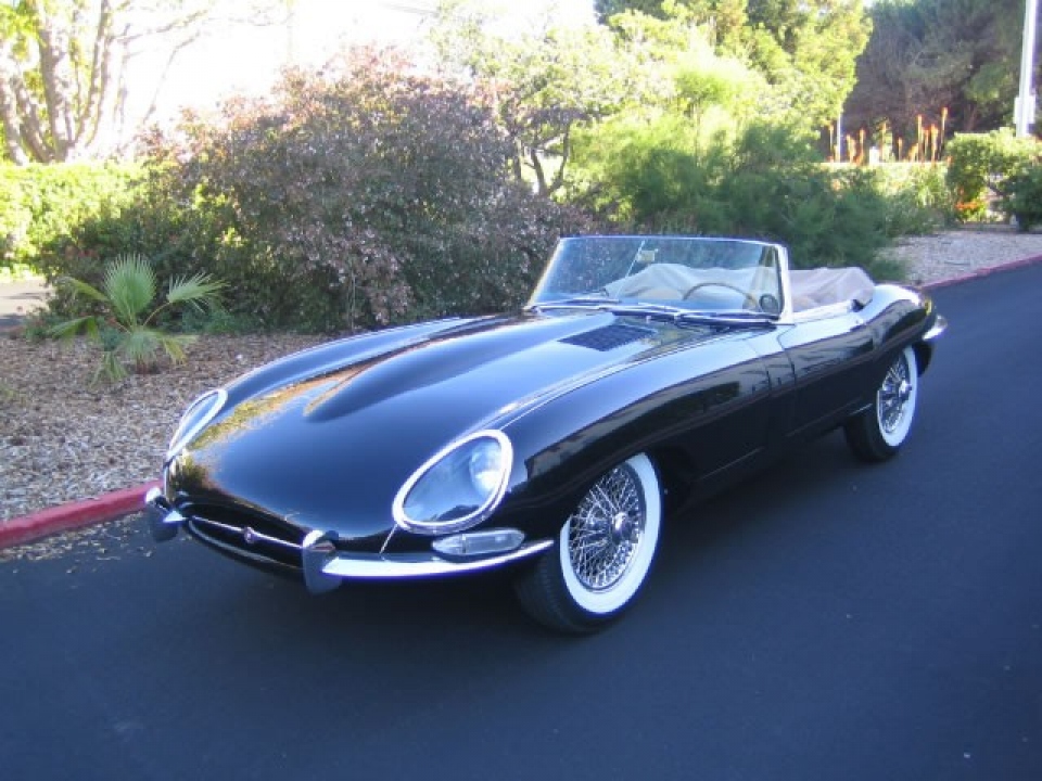 1962 JAGUAR XKE Roadster 1962 JAGUAR XKE Roadster