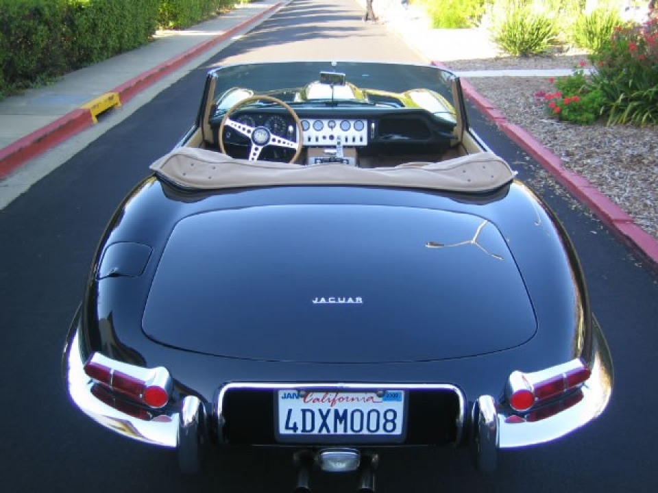 1962 JAGUAR XKE Roadster 1962 JAGUAR XKE Roadster