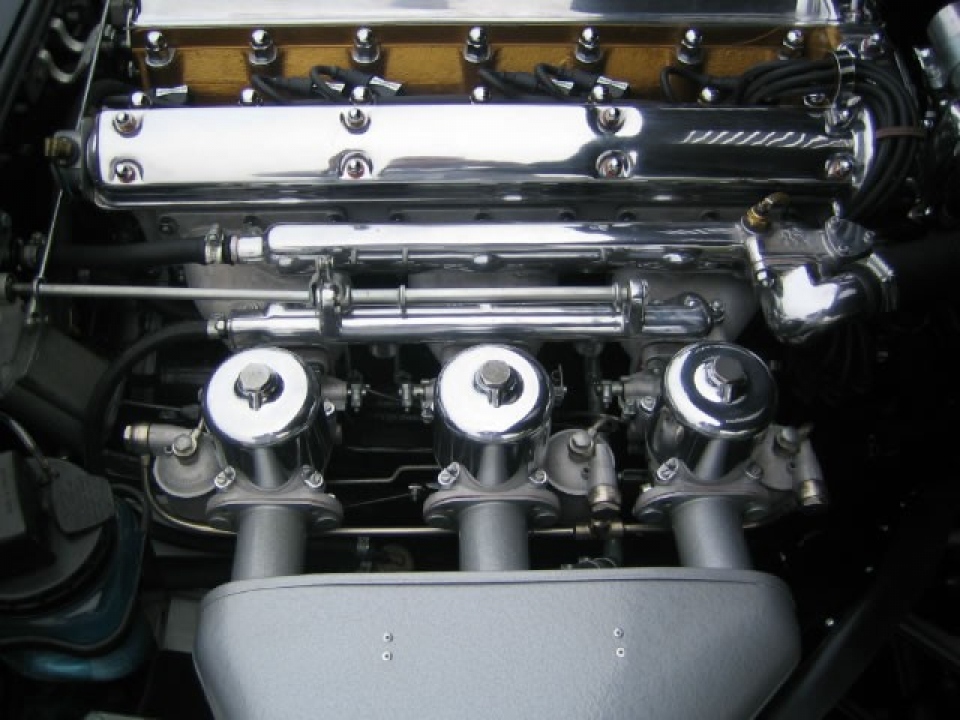1962 JAGUAR XKE Roadster 1962 JAGUAR XKE Roadster