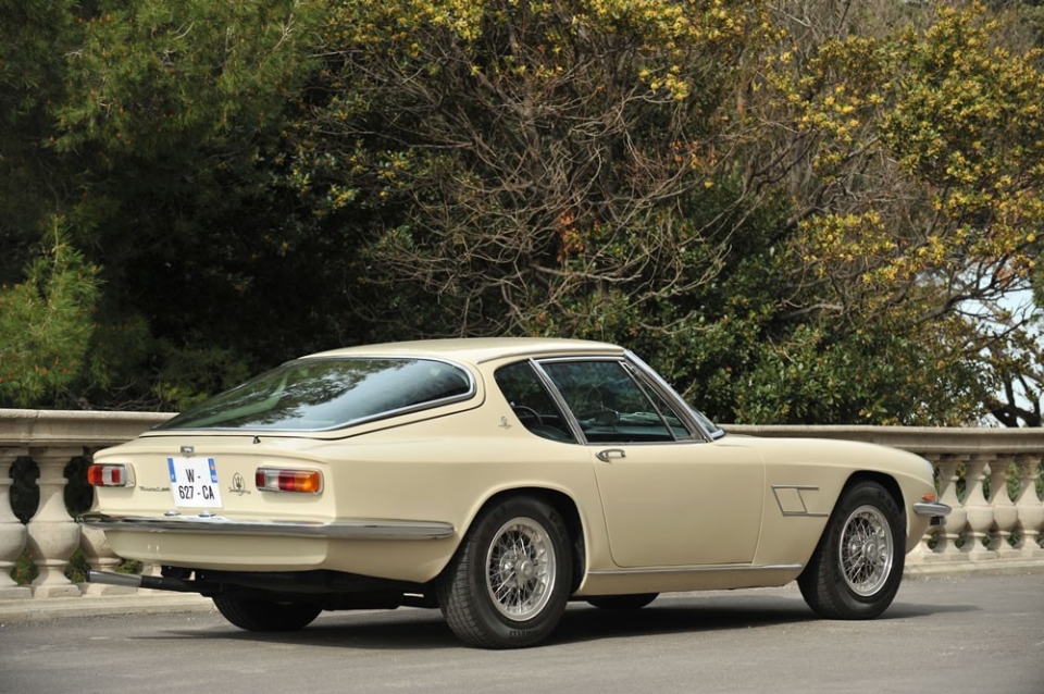 1967 MASERATI Mistral 4000 Coupe 1967 MASERATI Mistral 4000 Coupe