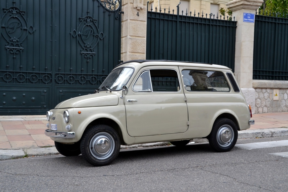 1975 FIAT 500 Bianchina Giardiniera 1975 FIAT 500 Bianchina Giardiniera