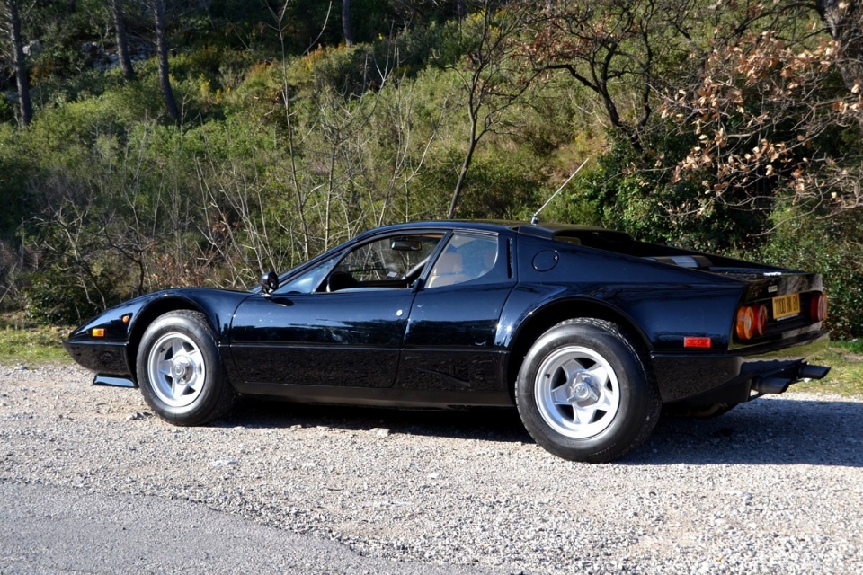 1977 FERRARI 512 BB 1977 FERRARI 512 BB