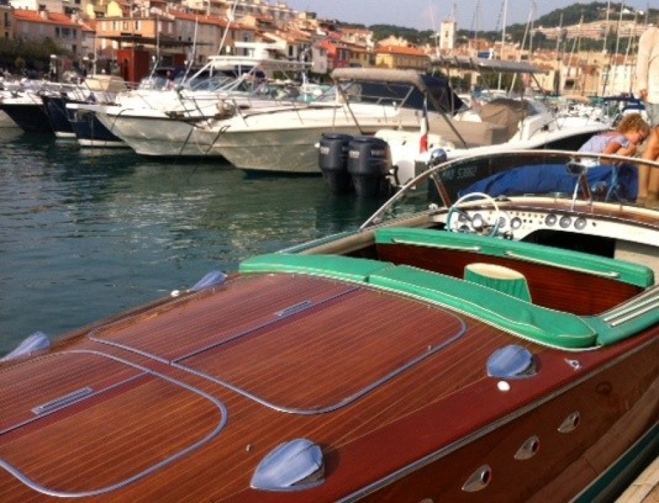 1963 RIVA Tritone