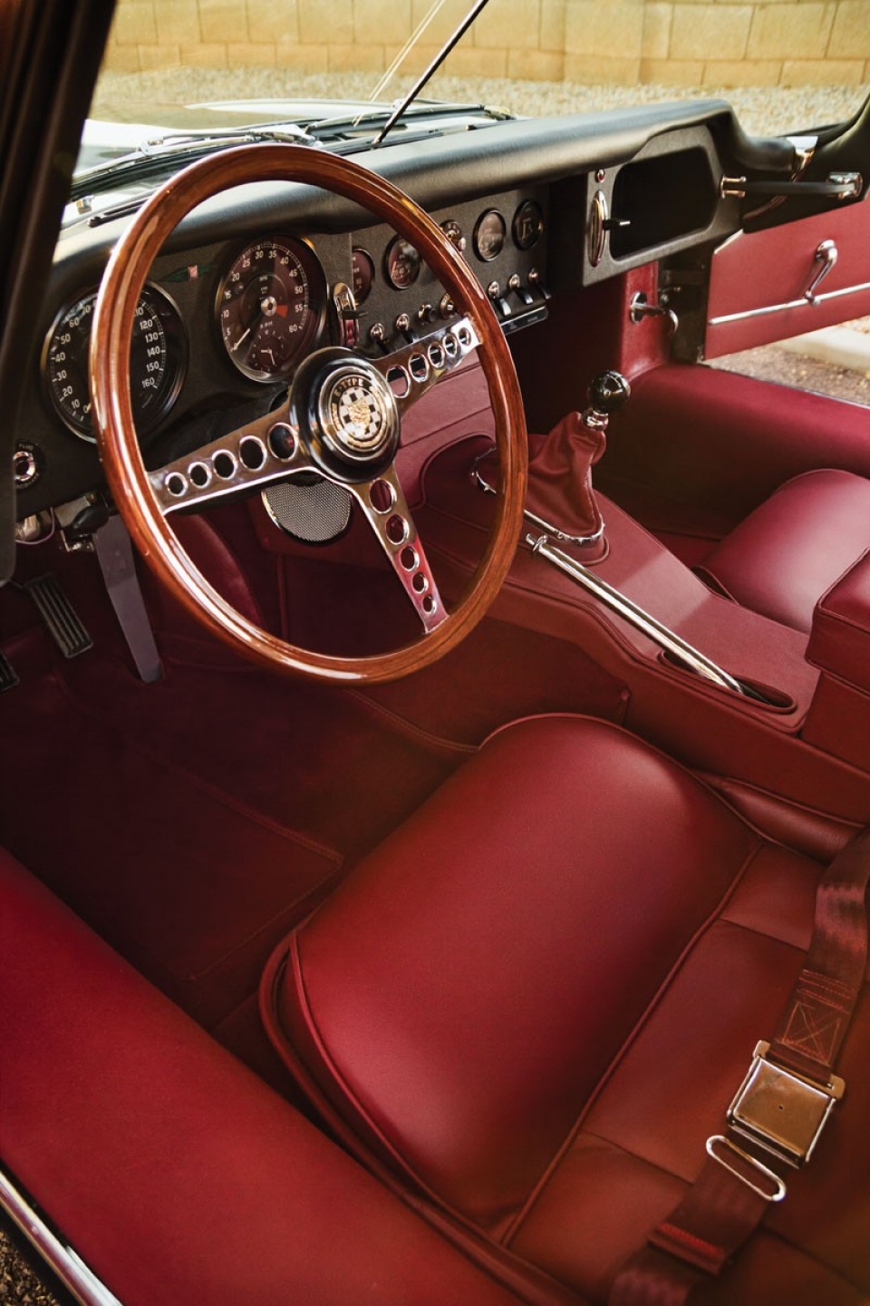 1963 JAGUAR E-Type Series I 3.8L Roadster 1963 JAGUAR E-Type Series I 3.8L Roadster