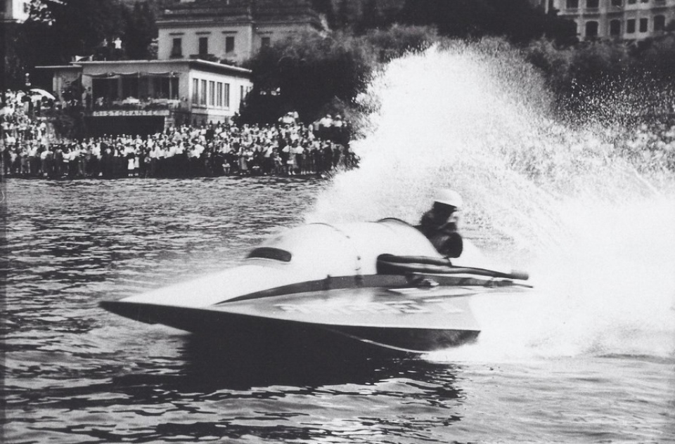 1954 FERRARI F1 Supersqualo Hydroplane