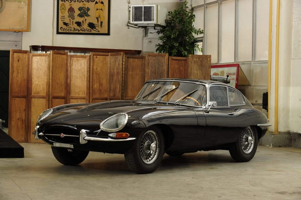 1964 JAGUAR E-Type Series I 3.8L Coupe 1964 JAGUAR E-Type Series I 3.8L Coupe