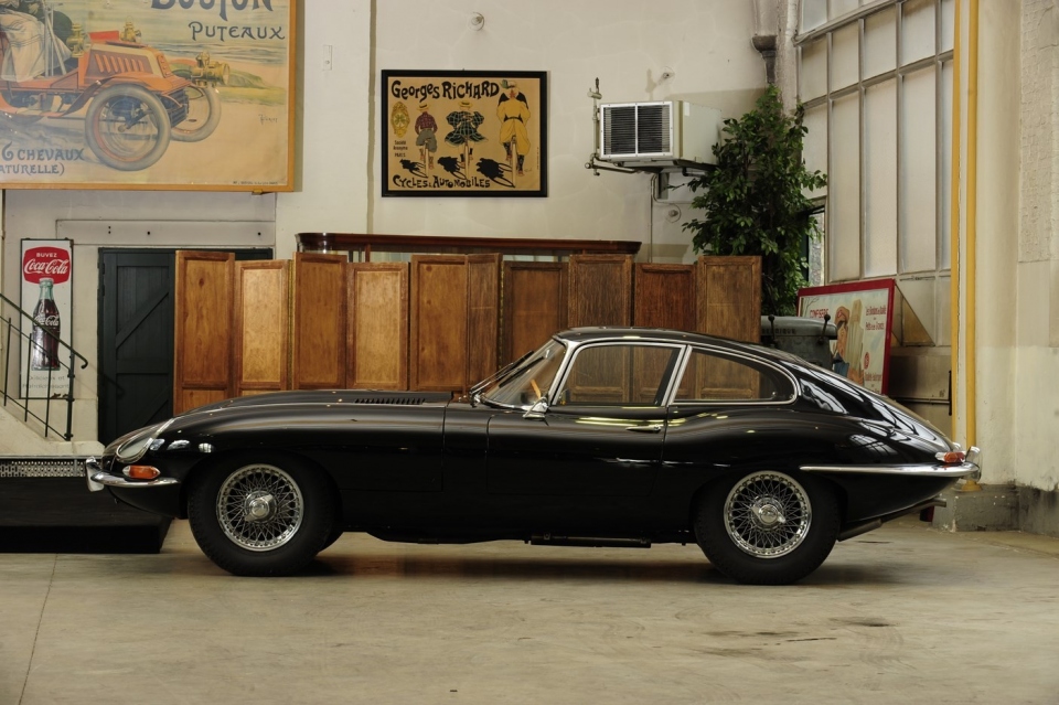 1964 JAGUAR E-Type Series I 3.8L Coupe 1964 JAGUAR E-Type Series I 3.8L Coupe