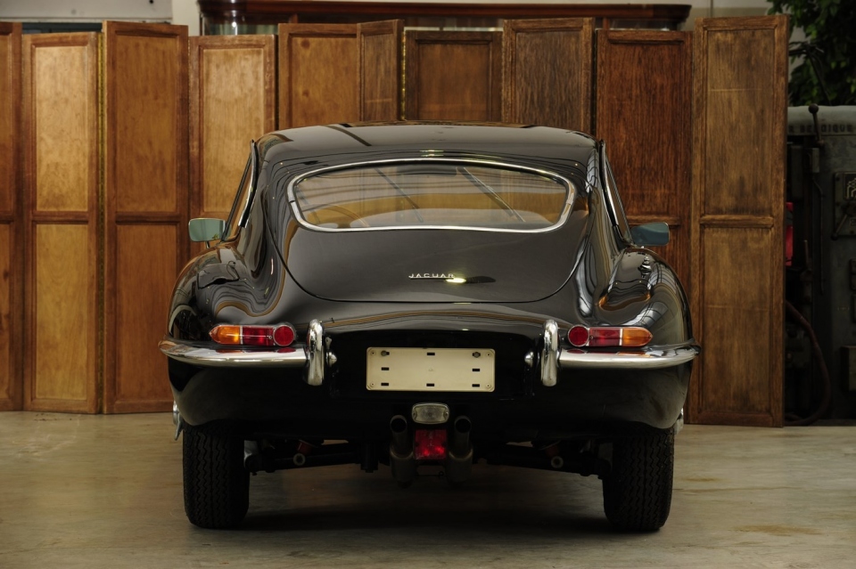1964 JAGUAR E-Type Series I 3.8L Coupe 1964 JAGUAR E-Type Series I 3.8L Coupe