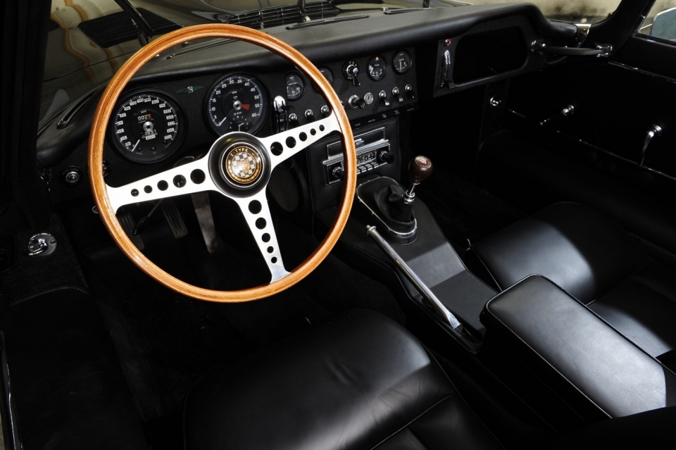 1964 JAGUAR E-Type Series I 3.8L Coupe 1964 JAGUAR E-Type Series I 3.8L Coupe