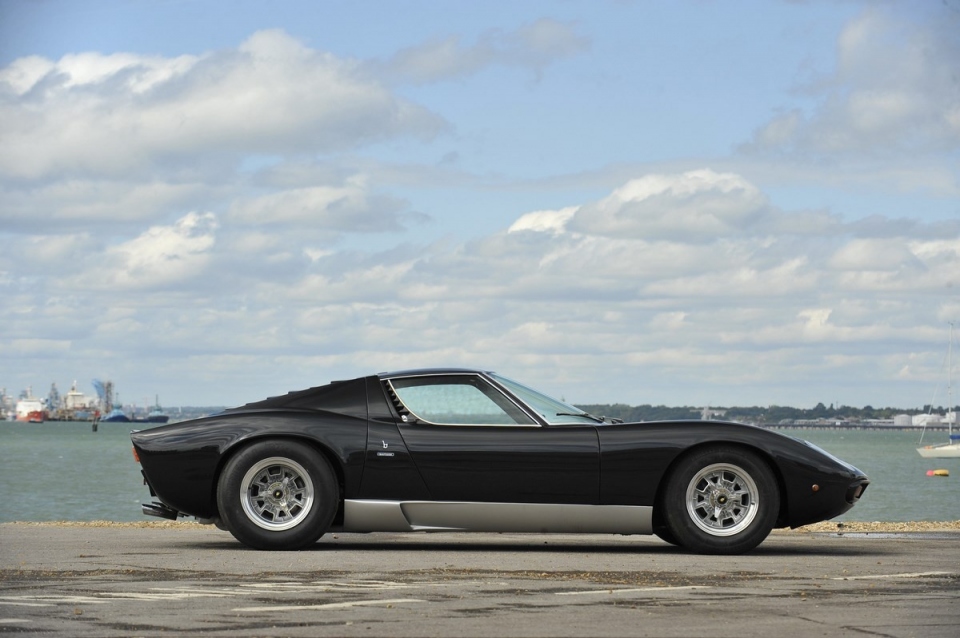 1968 LAMBORGHINI Miura P400 1968 LAMBORGHINI Miura P400