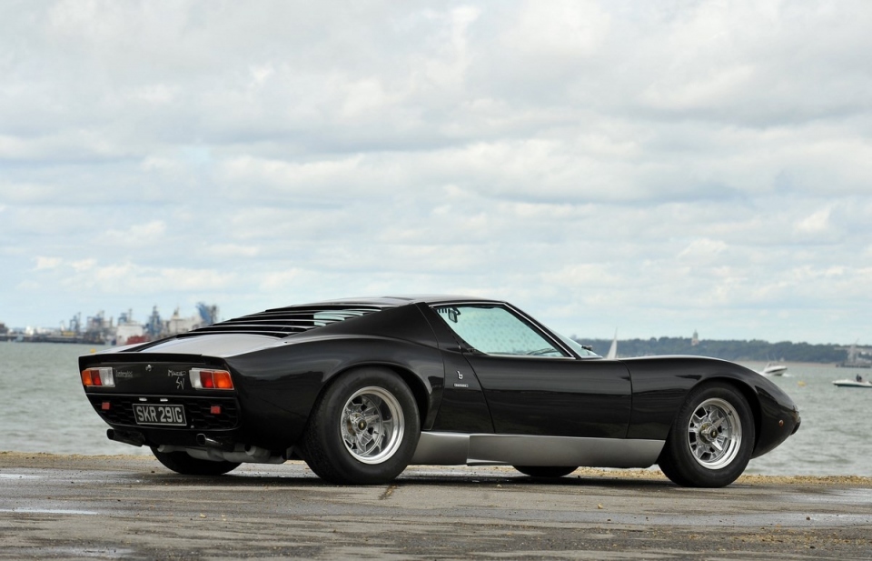 1968 LAMBORGHINI Miura P400 1968 LAMBORGHINI Miura P400