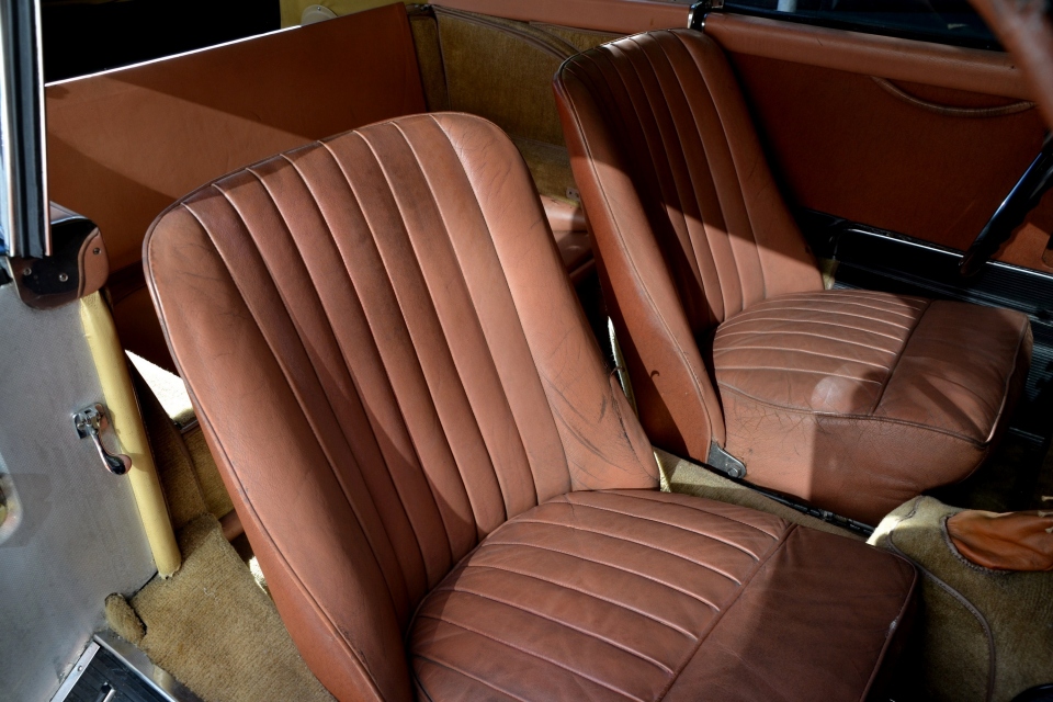 1957 ASTON MARTIN DB2/4 MKIII