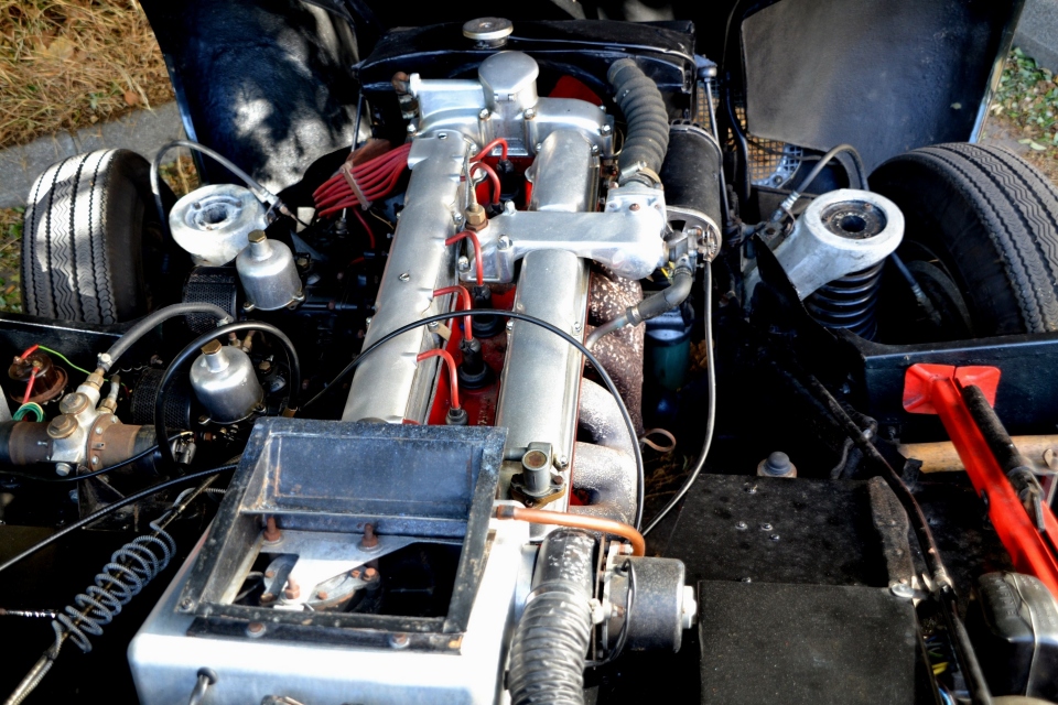 1957 ASTON MARTIN DB2/4 MKIII