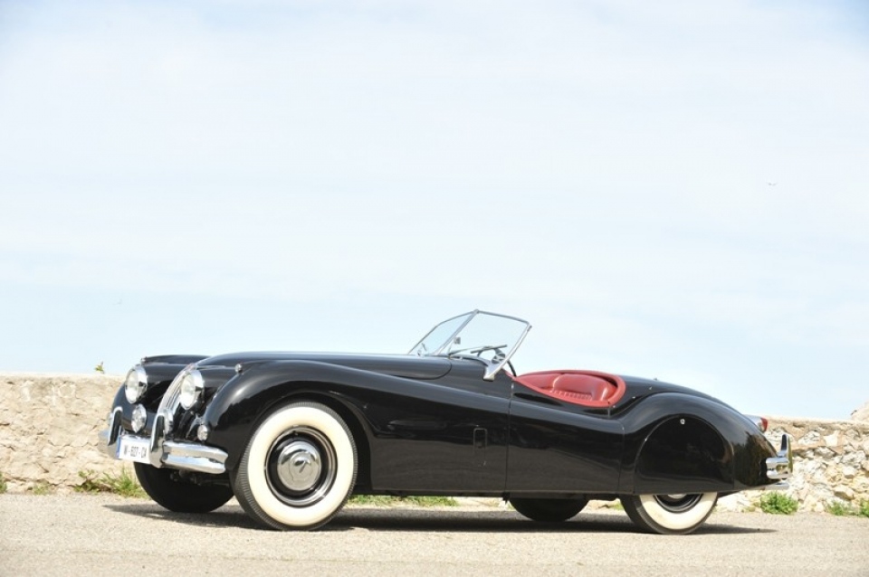 1957 JAGUAR XK140 Roadster