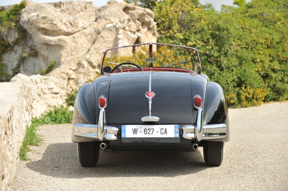 1957 JAGUAR XK140 Roadster