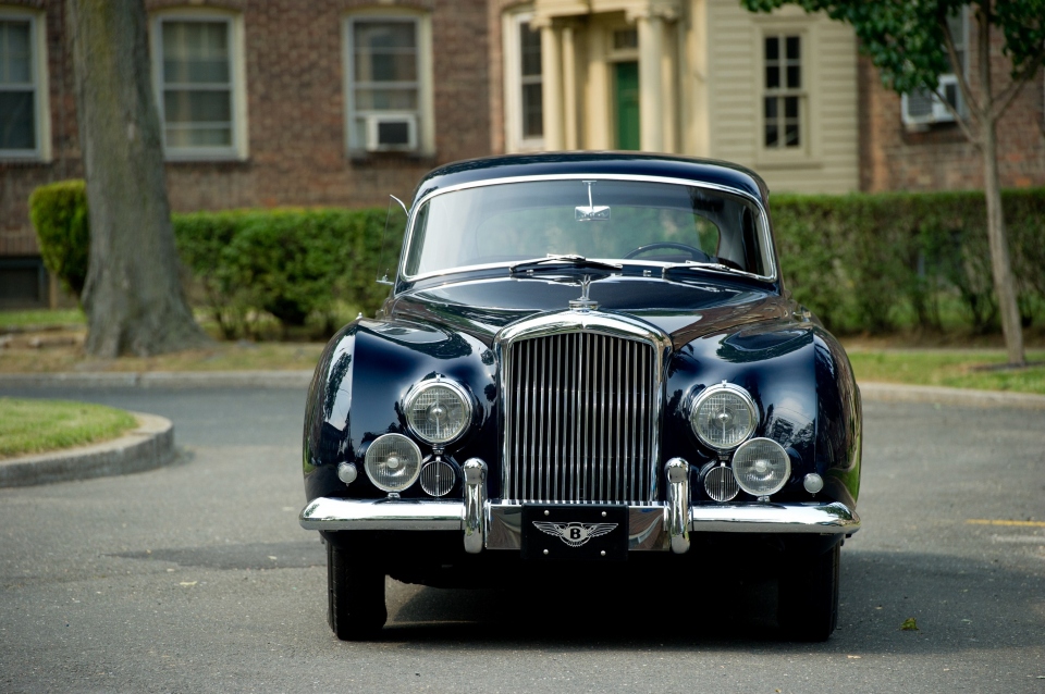 1954 BENTLEY R-Type Continental Fastback 1954 BENTLEY R-Type Continental Fastback