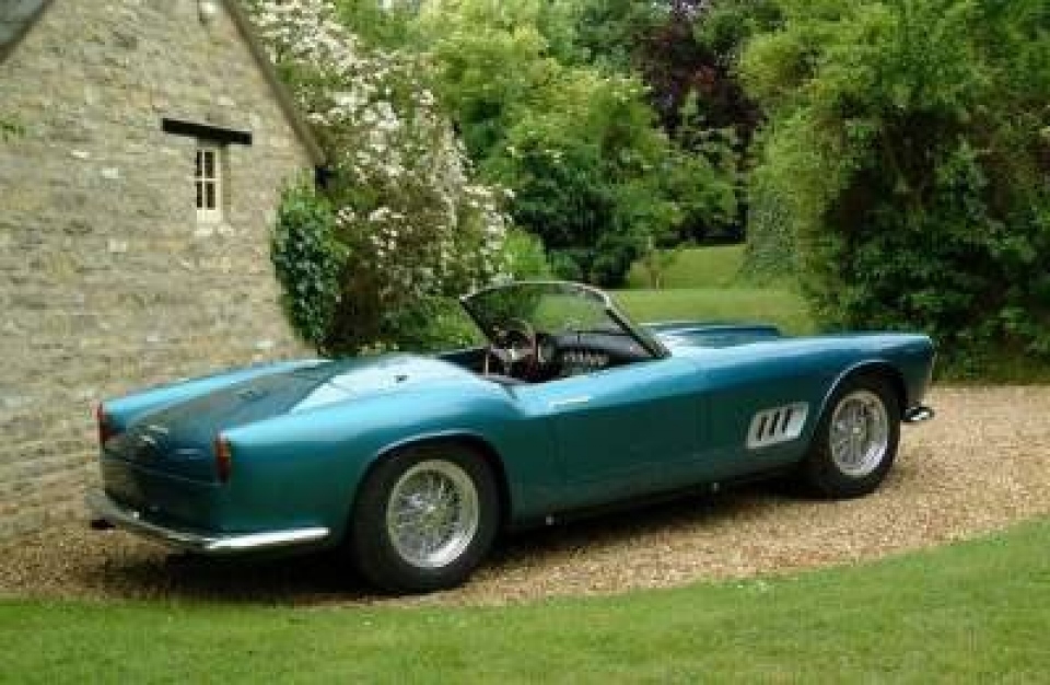 1959 FERRARI 250 GT LWB California Spyder 1959 FERRARI 250 GT LWB California Spyder