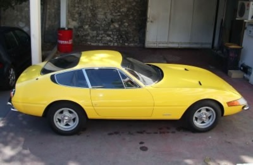 1973 FERRARI 365 GTB/4A Daytona 1973 FERRARI 365 GTB/4A Daytona