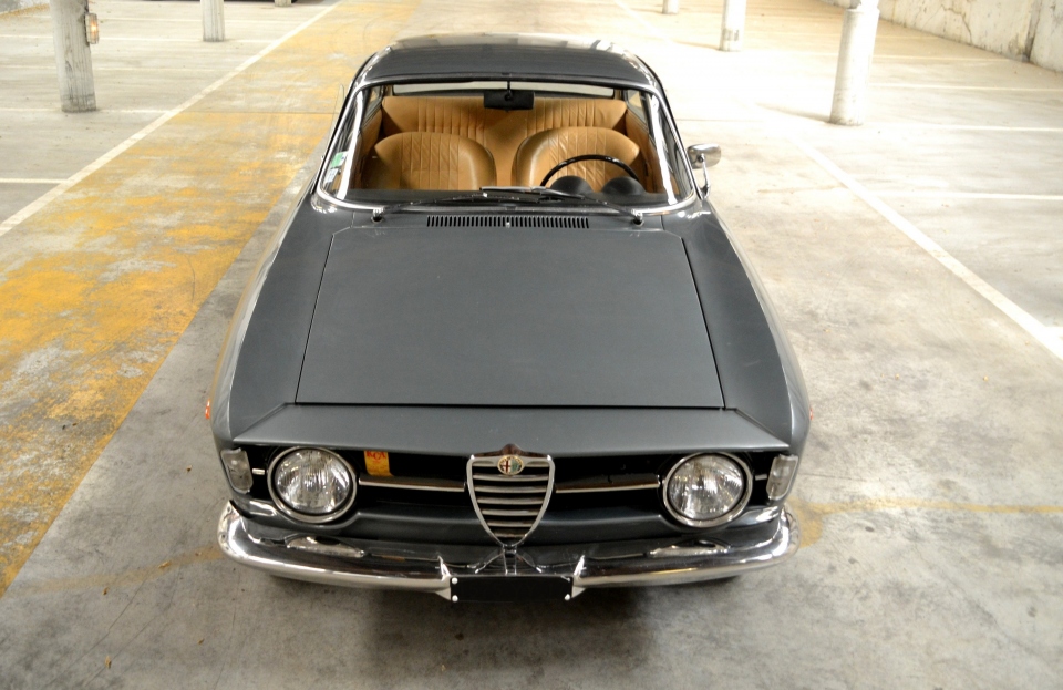 1969 ALFA ROMEO Giulia GT 1300 Junior 1969 ALFA ROMEO Giulia GT 1300 Junior