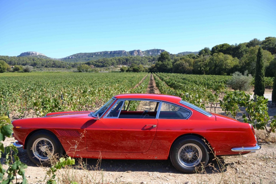 1963 FERRARI 330 America