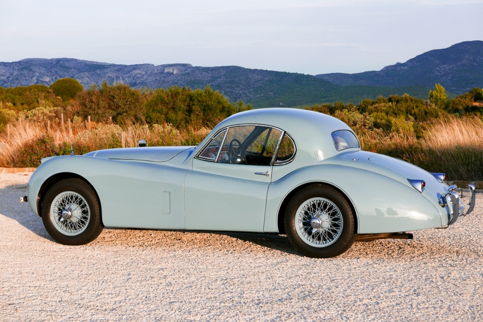 1953 JAGUAR XK 120 FHC