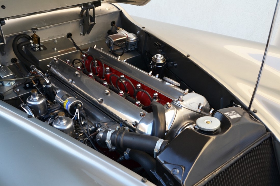 1954 JAGUAR XK140 Roadster 1954 JAGUAR XK140 Roadster