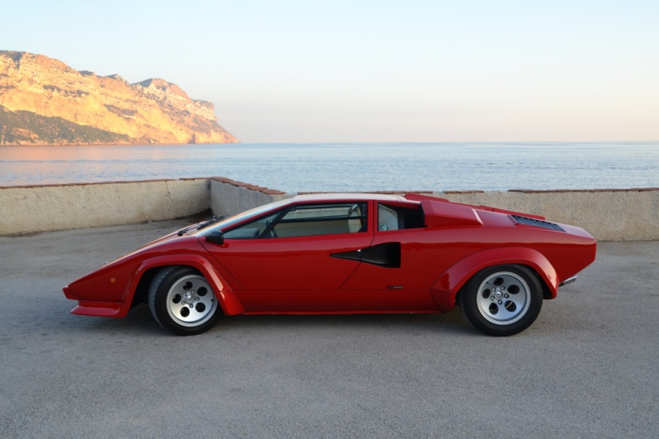 1981 LAMBORGHINI Countach LP 400S 1981 LAMBORGHINI Countach LP 400S