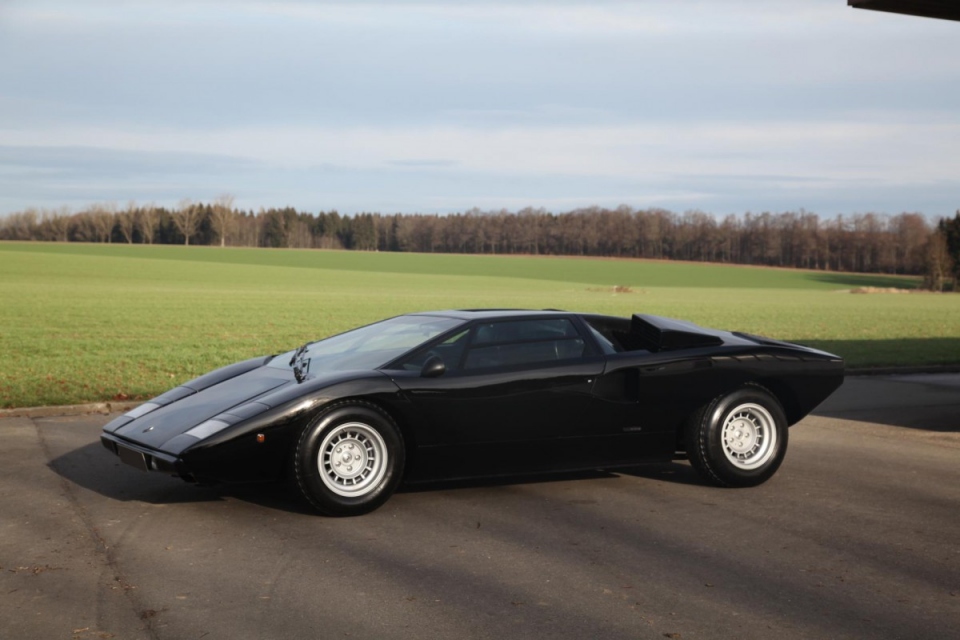 1975 LAMBORGHINI Countach LP400 Coupe Periscope