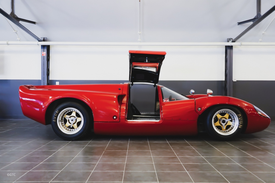 1967 LOLA T70 MKIII GT Coupe 1967 LOLA T70 MKIII GT Coupe